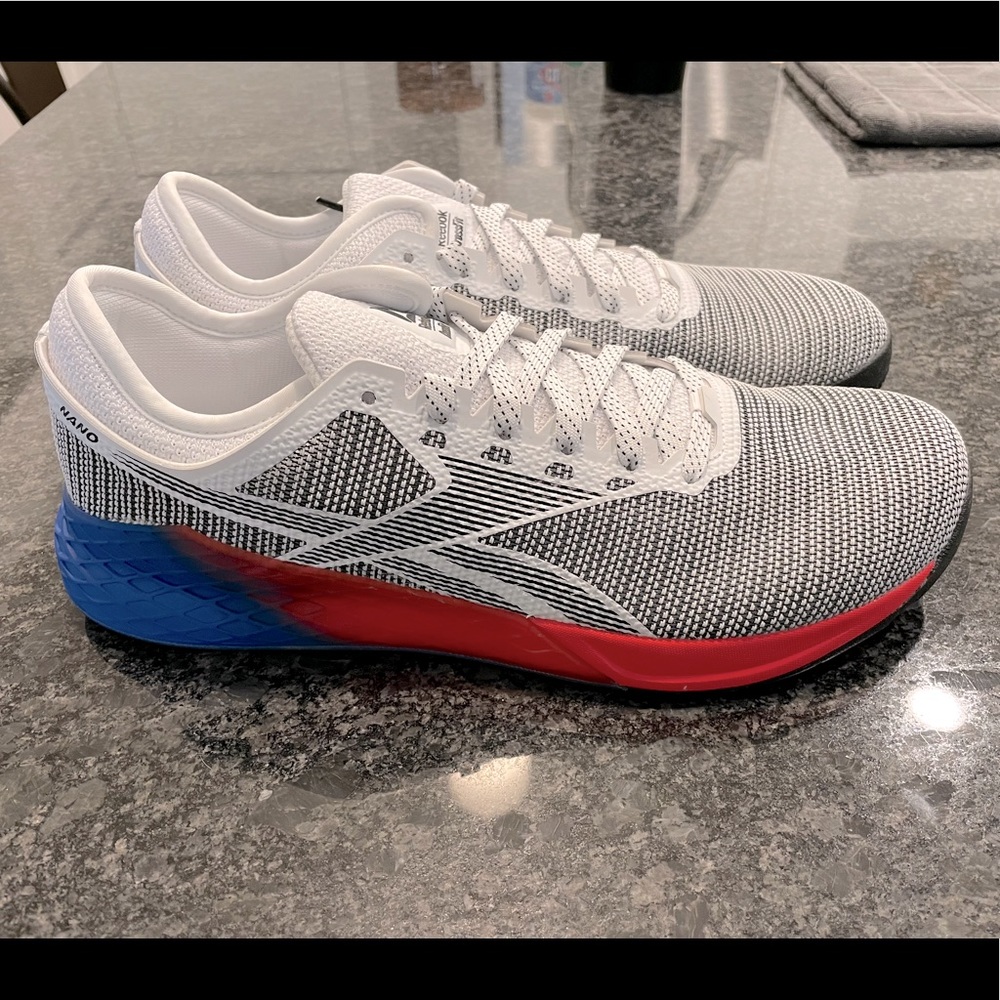 MEN’S REEBOK TRAINING SHOES - NEW